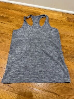 Lululemon Women’s Gray Racerback Tank Top - Lightweight Activewear